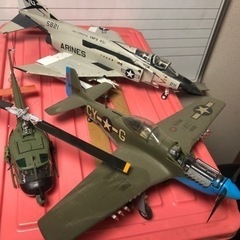 飛行機プラモデル完成品の画像