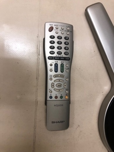 純正テレビリモコンAQUOS用　純正だと色々便利です！
