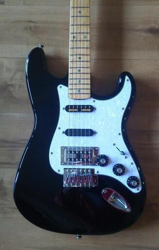 【赤字放出！最終値下】コンポーネント・ギター（センターP.U. バルトリーニ/GOTOHペグ搭載、新品フレイムネック）