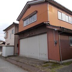 高岡市売倉庫