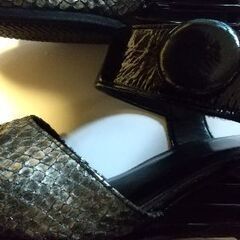 皮革製23.5サンダル3Eの画像