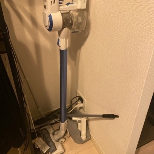 【即渡し】掃除機（ハンディにもなります）