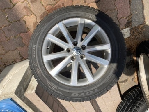 VW 純正ホイール17インチ　スタッドレス付き