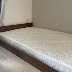 【受渡決定】セミダブルマットレスフレームセットの画像