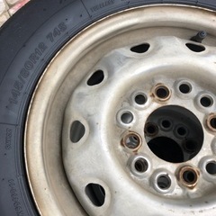 最終値下げ！夏タイヤ訳ありR12 ホイル付4本の画像