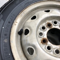 最終値下げ！夏タイヤ訳ありR12 ホイル付4本の画像