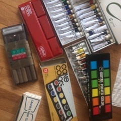 再検討）油絵具、ホルベインパレット、彫刻刀、油絵具用品