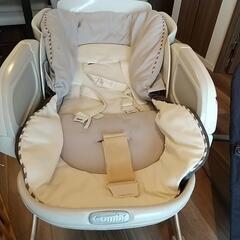 【差し上げます】ベビー用品セット: バウンサー(ベビービョルン)、ハイローチェア(コンビ)、ベビーゲートの画像