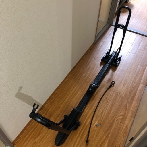 【売ります】INNO ROOF CARRIER タイヤホールド2 INA389