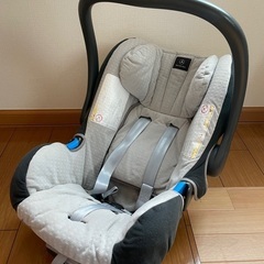 メルセデス・ベンツ チャイルドシート 0歳