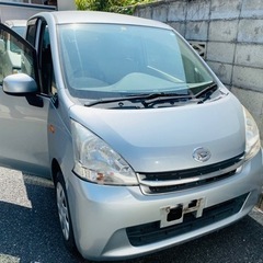 ダイハツ　ムーヴ　軽四自動車