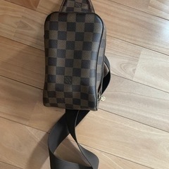 LOUIS VUITTON ショルダーバッグ