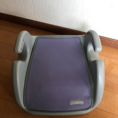 ジュニアシート