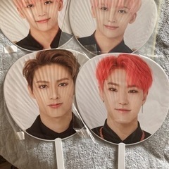 SEVENTEEN うちわ4枚組 3枚新品