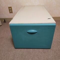 【無料】たっぷり入る押入れ収納（衣装ケース）