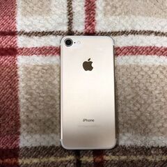 お取引中au iPhone7  アイフォン7 ゴールド 128G  