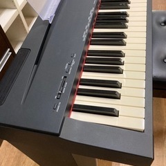 ヤマハ 電子ピアノ P-70 イス付 中古の画像