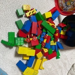 積み木　列車　車など