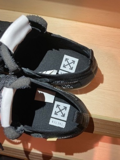 Off-White   NIKE  コラボ