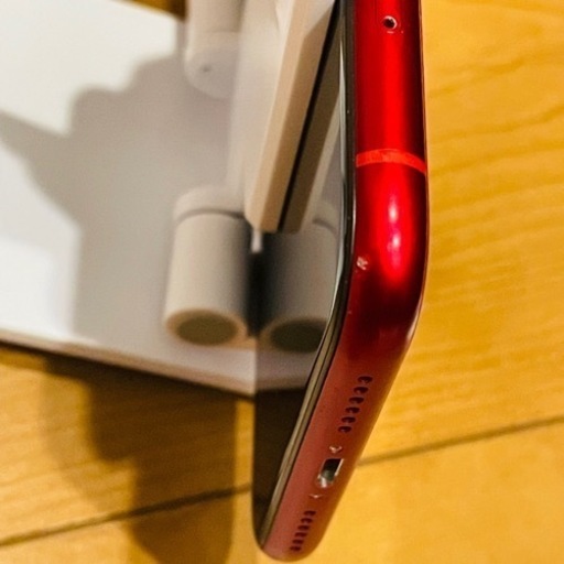 iPhone XR  RED  64GB