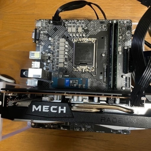 高コスパ！オープンフレームゲーミングPC RX6600XT M.2 SSD500GB メモリ16GB