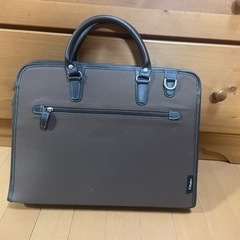【お譲り先が決まりました】DIGIO パソコンバッグ　１・2回使...