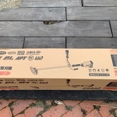 マキタ MUR369 充電式草刈機18V+18V 刈込幅255m...