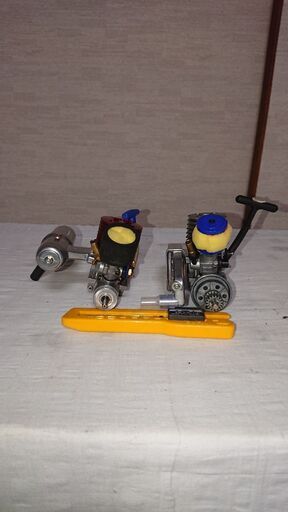 マフラー中古ラジコンエンジンのまとめ売り