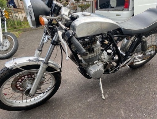 sr400 sr500 カフェレーサー 車体 RH01J型 3型