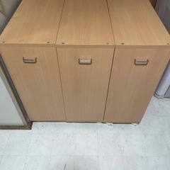 押し入れ収納ラック3点セット(キャスター付き)【取引決定しました】の画像