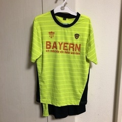 新品　西松屋　シャツ　トレーニング　運動