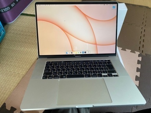 Macbook pro 16inch 2019 シルバー