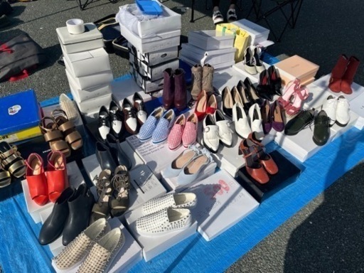 新品レディースブランド　パンプス　ヒール　ブーツ200足