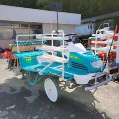 乗用田植機 6条植え