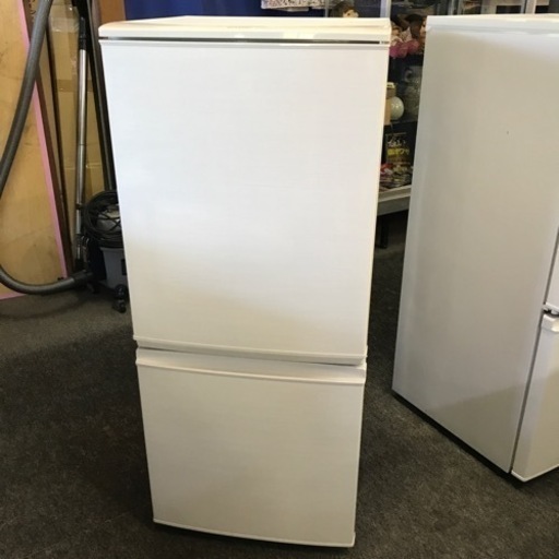 シャープ　137L 清掃済みです