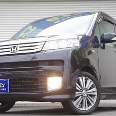 小回りが利いて運転しやすいです！人気の黒ボディ！充実した装備！の画像