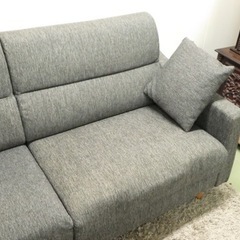 2人掛け用ソファーの画像