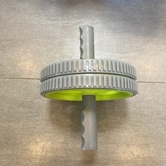 腹筋ローラーの画像