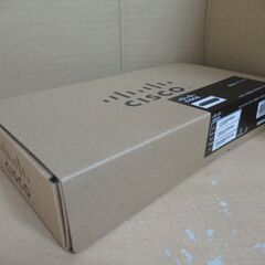 未使用品 美品 シスコシステムズ CISCO SF110D-08...