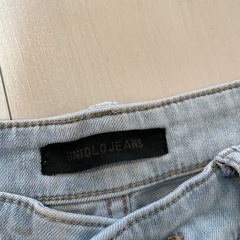 ユニクロ　ジーンズの画像