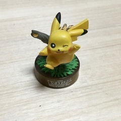 ワンコイン50円【大幅値引き】ピカチュウ　ボトルキャップ フィギュア
