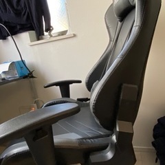 【0円】緊急、無料でゲーミングチェアお譲りします。の画像