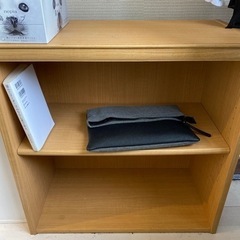 【0円】緊急、無料で多用途本棚をお譲りしますの画像
