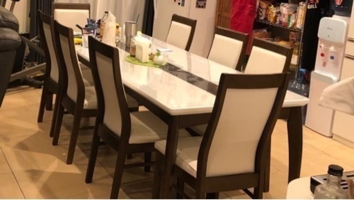 ダイニングテーブル　ダイニングチェア　セット