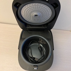 東芝 TOSHIBA マイコン小型炊飯器　3合炊き ブラック RC-5MFM-Kの画像