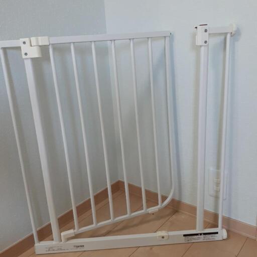 ベビーゲート　日本育児
