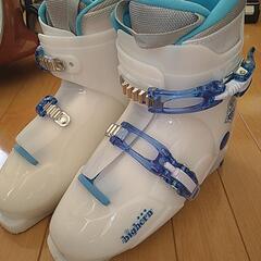 スキーブーツ24センチの画像