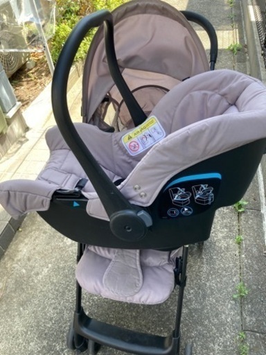 KATOJI カトージ Joie エアートラベル　チャイルドシート付き　ワンタッチ車両台座セット