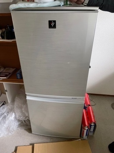 シャープ　冷蔵庫　一人暮らしに如何ですか？
