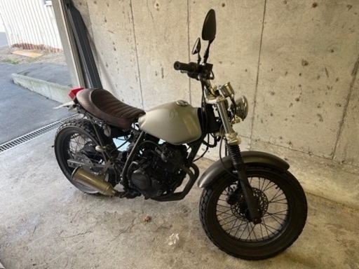 一時受付終了　xlr250rカスタム